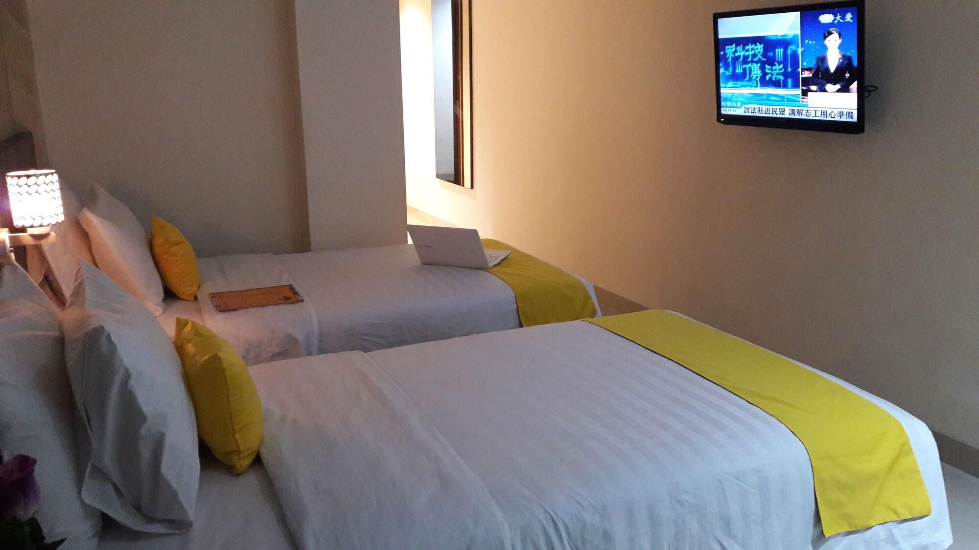 Kaliban Hotel Batam Exterior foto